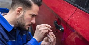 Why Drivers Should Consider duplicate car keys Before an Emergency